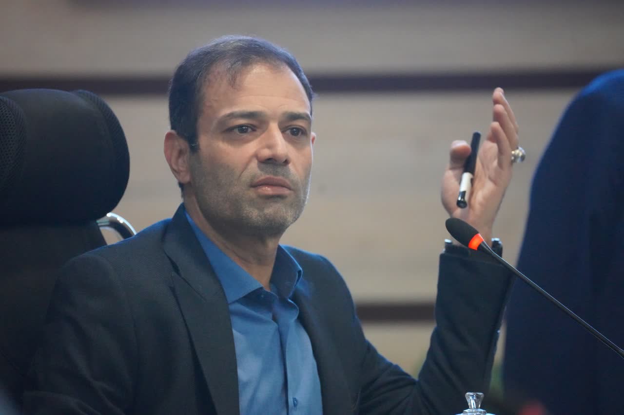قاسم‌پور: توسعه حمل‌ونقل عمومی راهکار مدیریت ترافیک کرج است