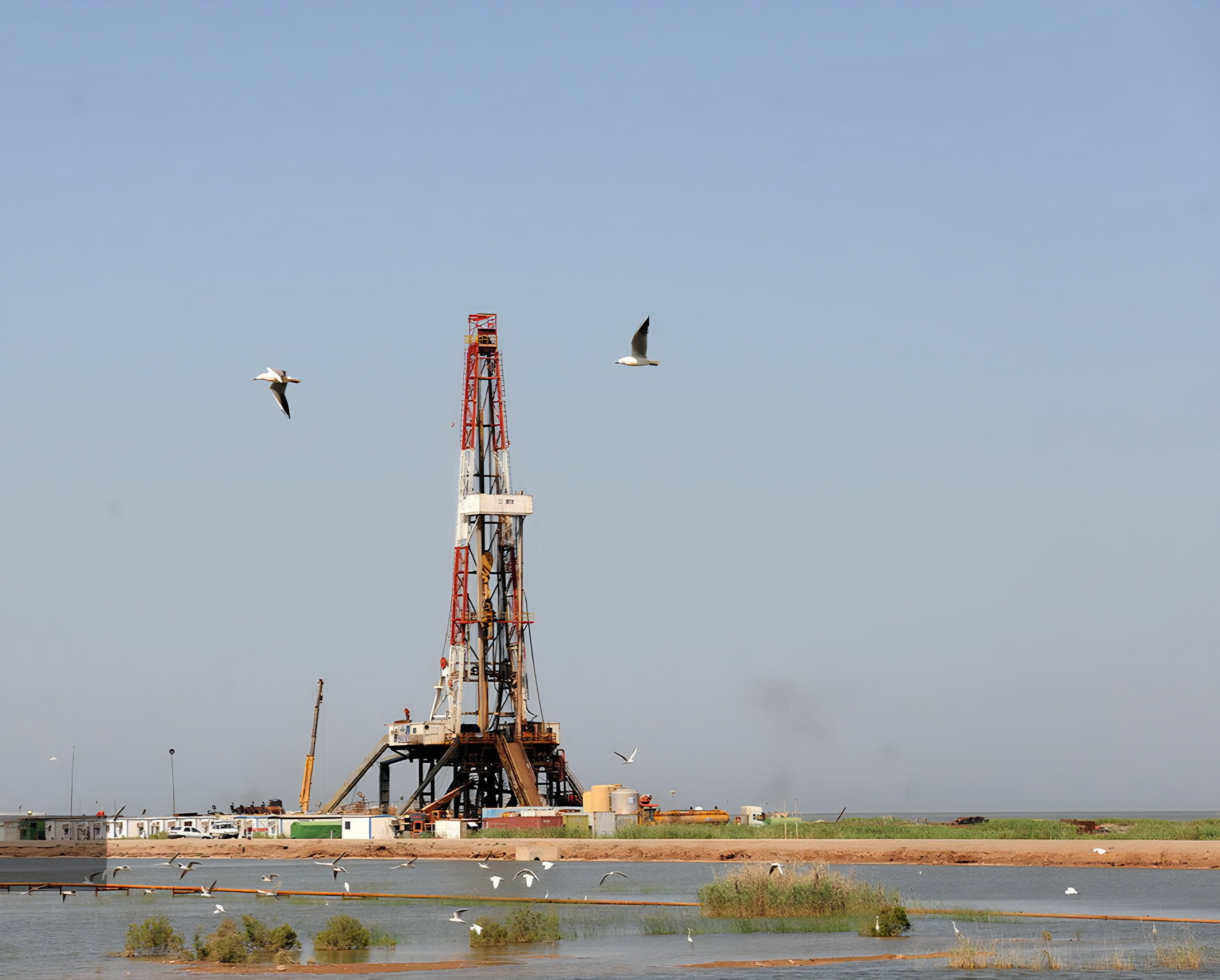 اعمال سختگیرانهترین الزامات زیستمحیطی در میدان نفتی سهراب؛ از کاهش پدهای حفاری تا ممنوعیت فلرینگ در هورالعظیم